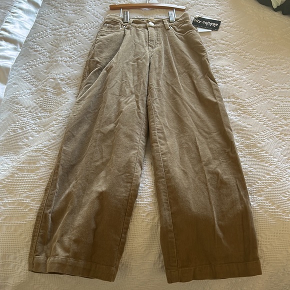 Wes & Willy cords size 8 - Picture 2 of 3